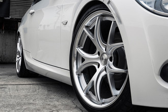 GT8 Hyper Silver on BMW 335I