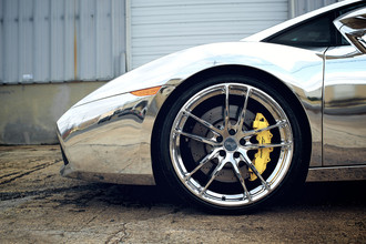 Enyo Polished on Lamborghini