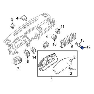 Nissan OE - 12 Volt Accessory Power Outlet Cover