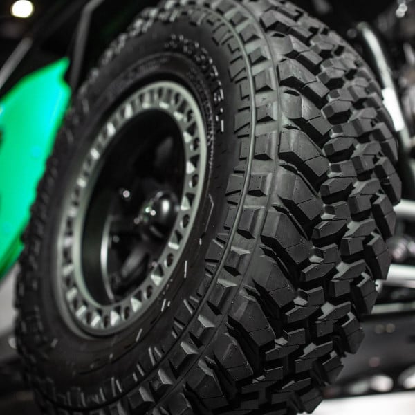 【NITTO Trail Grappler M/T 37X13.50R22LT 10PR】夏タイヤ【XD SERIES 22インチ 9.5J5HPCD139.7/150+18】　(VVT368)クレジットカード QRコード決済可能 Nitto Trail Grappler M/T Mud Terrain LT37X13.50R22 123Q E Light
