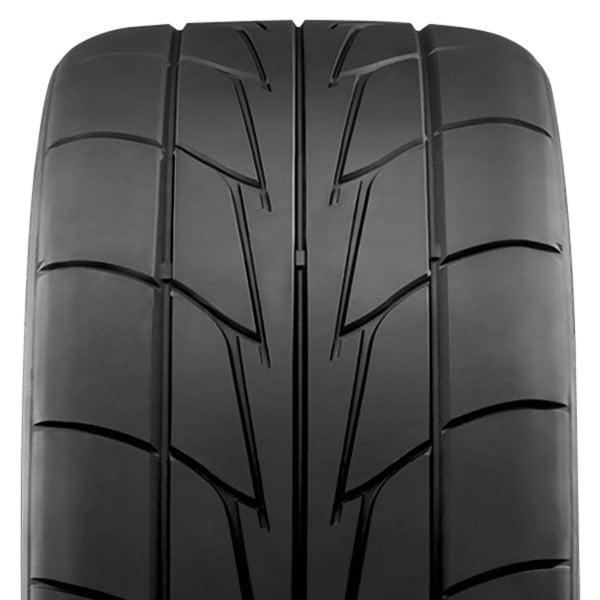 NITTO® 108720 - NT555RII 245/50R16 97W