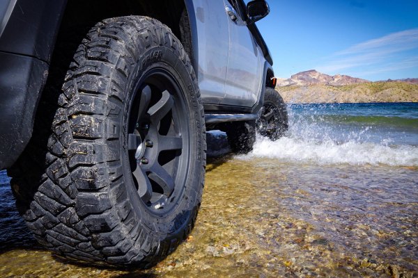 F NITTO® 217150 - RIDGE GRAPPLER LT275/65R20 126Q