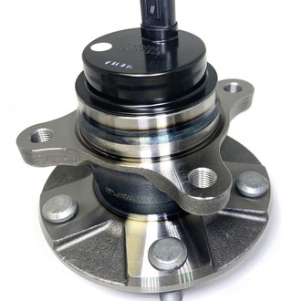 NSK® - Wheel Bearing and Hub Assembly