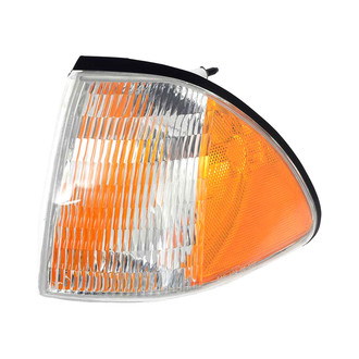 OER® - Replacement Turn Signal/Corner Light Lens