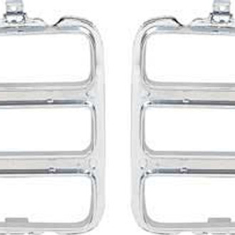OER® - Driver and Passenger Side Replacement Tail Light Bezel Trim Inserts