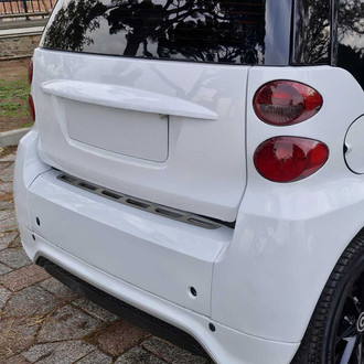 OMAC® - Dark Rear Bumper Sill Cover