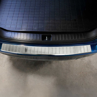 OMAC® - Polished Rear Bumper Sill Cover