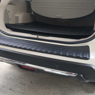 OMAC® - Matte Black Rear Bumper Sill Cover