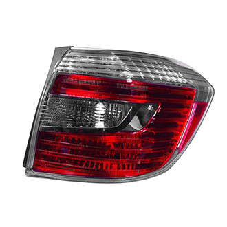 Pacific Best® - Passenger Side Replacement Tail Light (Standard Line)