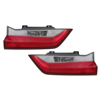 Pacific Best® - Driver and Passenger Side Inner Replacement Tail Lights (Standard Line)