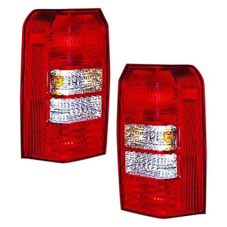 Pacific Best® - Driver and Passenger Side Replacement Tail Lights (Standard Line)