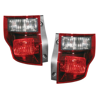 Pacific Best® - Driver and Passenger Side Replacement Tail Lights (Standard Line)