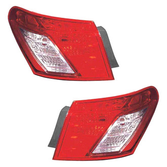 Pacific Best® - Driver and Passenger Side Outer Replacement Tail Lights (Standard Line)
