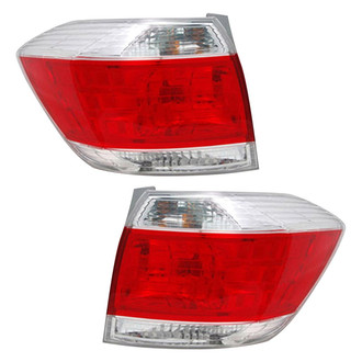 Pacific Best® - Driver and Passenger Side Replacement Tail Lights (Standard Line)