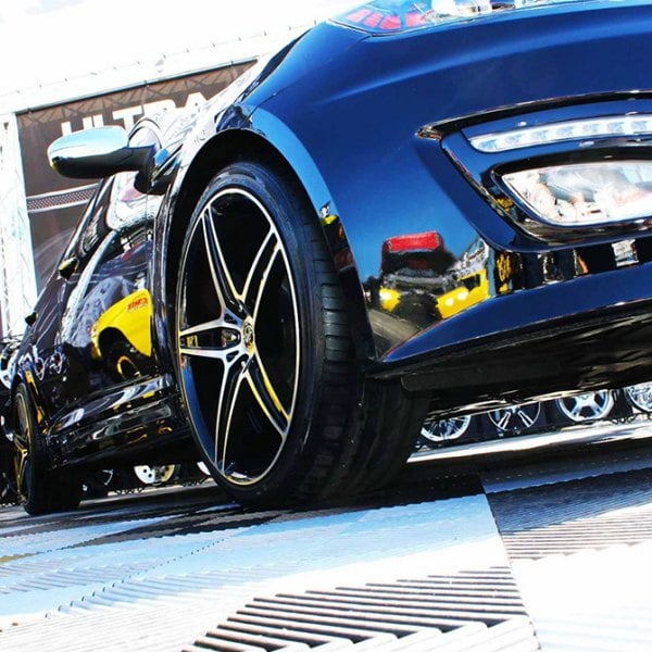 PLATINUM® - 418 Wraith Gloss Black Diamond Cut Face Kia Optima