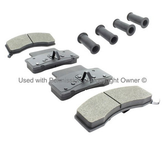 Quality-Built® - Black Series New Semi-Metallic Front Disc Brake Pads