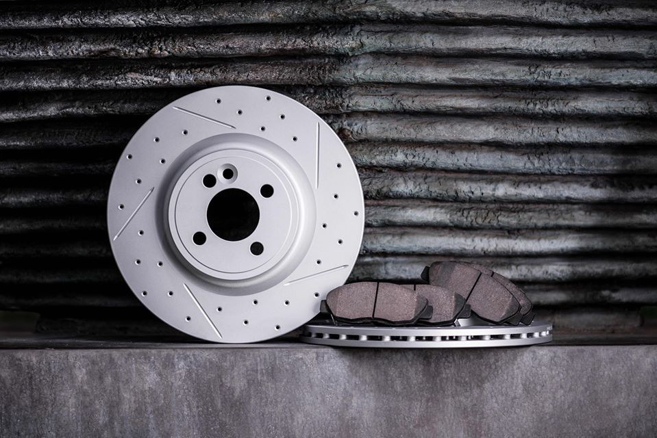 Drilled and Slotted Axle Pack