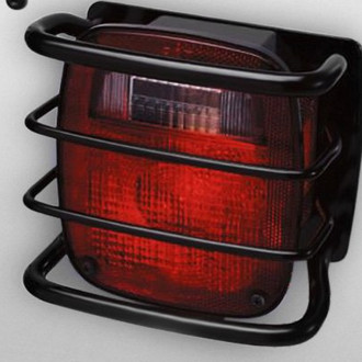 Rampage® - Tail Light Guard
