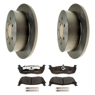 Raybestos® - R-Line™ Plain Rear Brake Kit with Ceramic Pads
