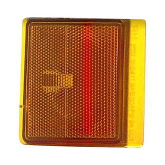 Replace® - Passenger Side Lower Replacement Turn Signal/Corner Light Lens (CAPA Certified)