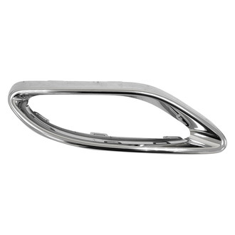 Replace® - Rear Passenger Side Bumper Exhaust Pipe Hole Trim (Standard Line)