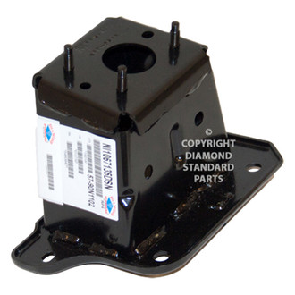 Replace® NI1067135DSC - Front Passenger Side Bumper Bracket (Diamond Standard Line)