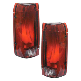Replace® - Driver and Passenger Side Replacement Tail Lights (Standard Line)