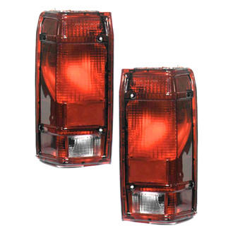 Replace® - Replacement Tail Light (Standard Line)