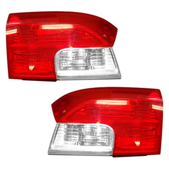 Replace® - Driver and Passenger Side Inner Replacement Tail Lights (CAPA Certified)