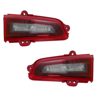 Replace® - Driver and Passenger Side Inner Replacement Tail Lights (Standard Line)