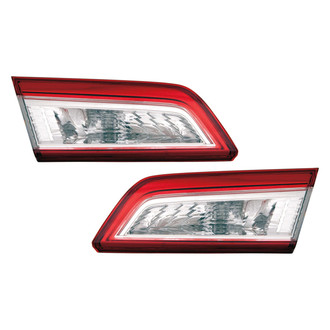 Replace® - Driver and Passenger Side Inner Replacement Tail Lights (Value Line)