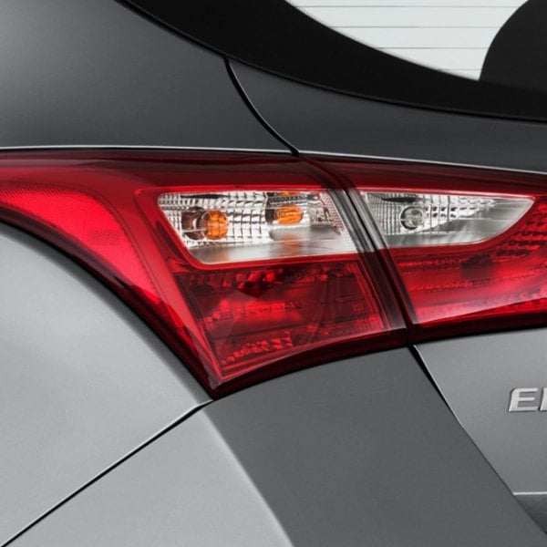 Replace® - Hyundai Elantra Tail Light