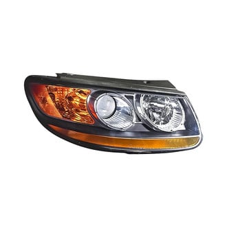 Replacement - Passenger Side Headlight (Standard Line)
