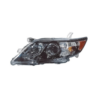Replacement - Driver Side Headlight (Standard Line)