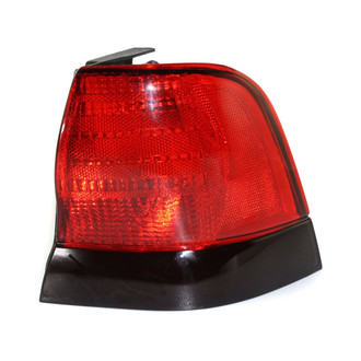 Replacement - Passenger Side Passenger Side Tail Light Lens and Housing (Standard Line)