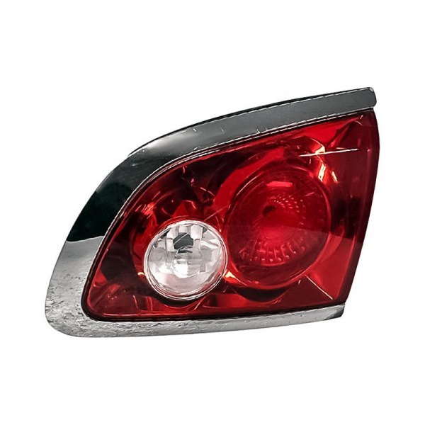 Replacement - Passenger Side Inner Tail Light