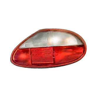 Replacement - Passenger Side Passenger Side Tail Light (Standard Line)