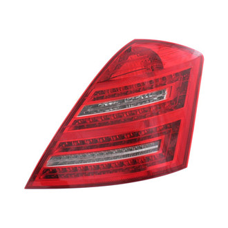 Replacement - Passenger Side Passenger Side Tail Light (Standard Line)
