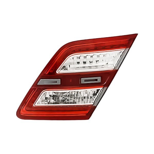 Replacement - Passenger Side Inner Tail Light