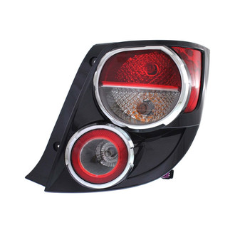 Replacement - Passenger Side Passenger Side Tail Light (Standard Line)