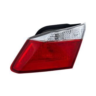 Replacement - Passenger Side Passenger Side Inner Tail Light (Standard Line)