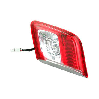 Replacement - Passenger Side Passenger Side Inner Tail Light (Standard Line)