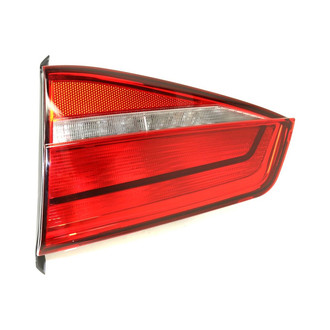Replacement - Passenger Side Passenger Side Inner Tail Light (Standard Line)