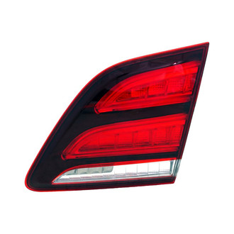 Replacement - Passenger Side Passenger Side Inner Tail Light (CAPA Certified)