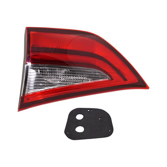 Replacement - Passenger Side Passenger Side Inner Tail Light (Standard Line)