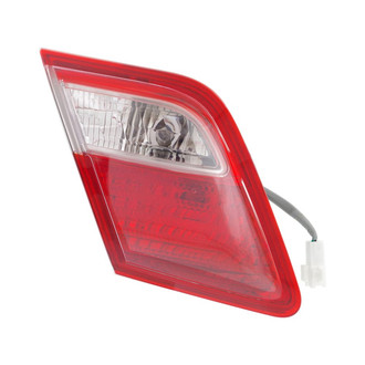 Replacement - Driver Side Driver Side Inner Tail Light (Standard Line)