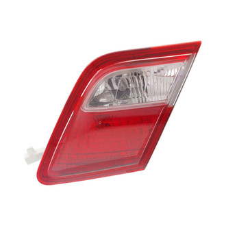 Replacement - Passenger Side Passenger Side Inner Tail Light (Standard Line)