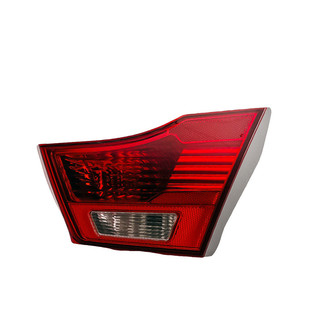 Replacement - Passenger Side Passenger Side Inner Tail Light (Standard Line)