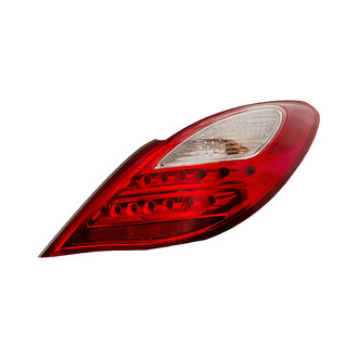 Replacement - Passenger Side Passenger Side Tail Light (Standard Line)