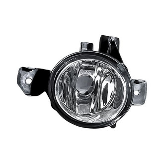 Replacement - Passenger Side Fog Light (CAPA Certified)